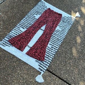 no boundaries - flare leggings bell bottoms - leopard patterned printed pants